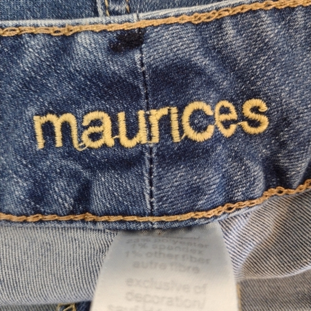 Maurices Women's Distressed Patch Stretchy Jeans Size (18) Regular - Picture 5 of 14